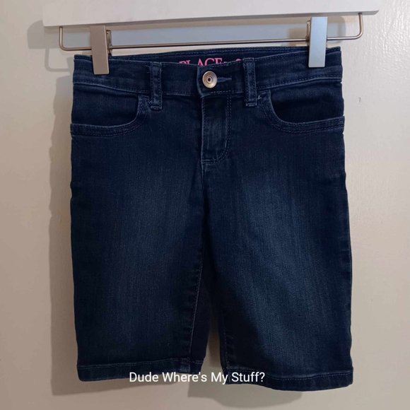 CHILDREN'S PLACE "SKIMMER" STRETCHY DENIM SHORTS - SIZE 6 (20" WAISTx7" INSEAM) - Picture 1 of 3